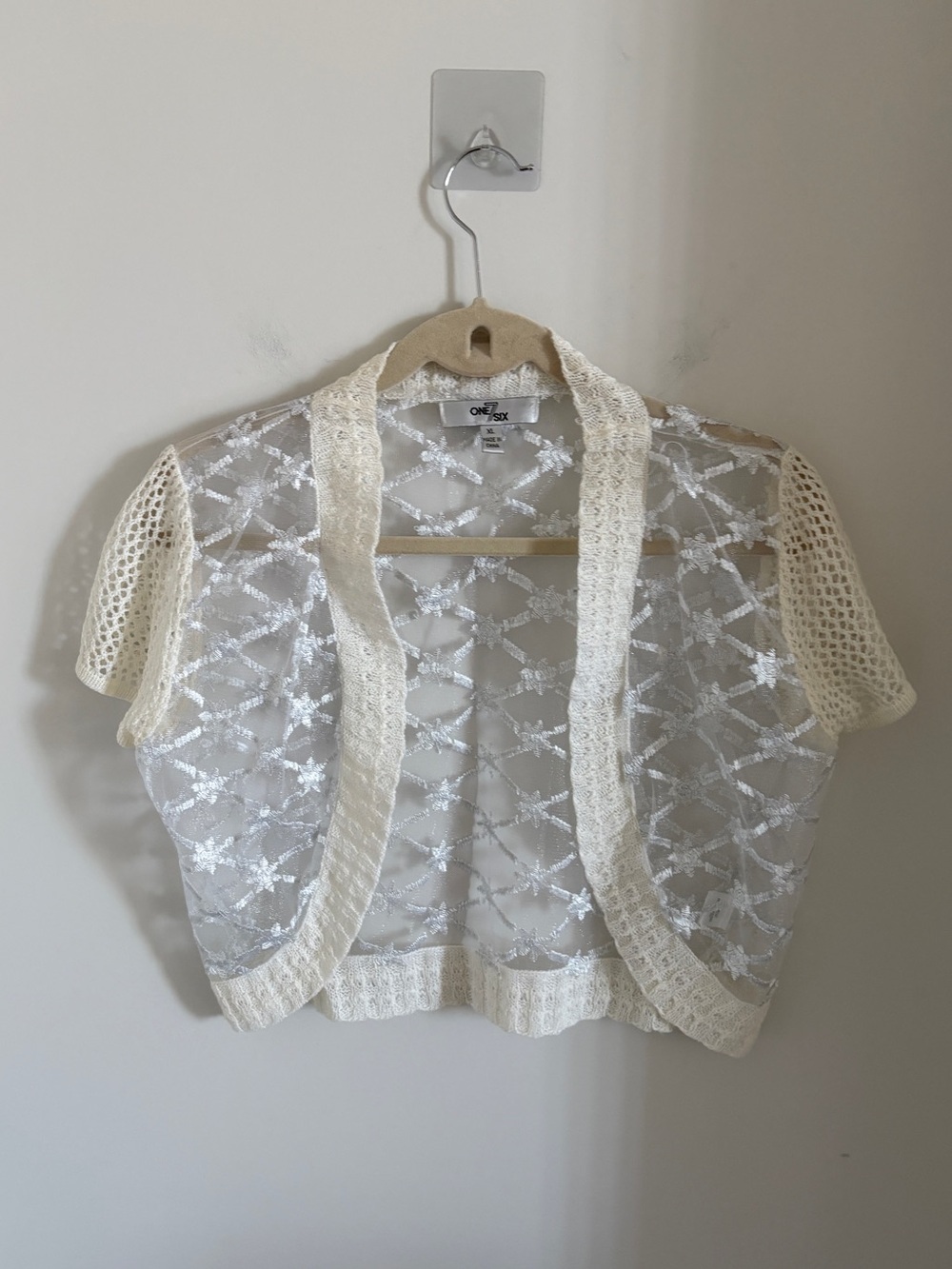 Sheer Lace Crochet Shrug Top Cardigan - White with Cream Short Sleeves Size XL